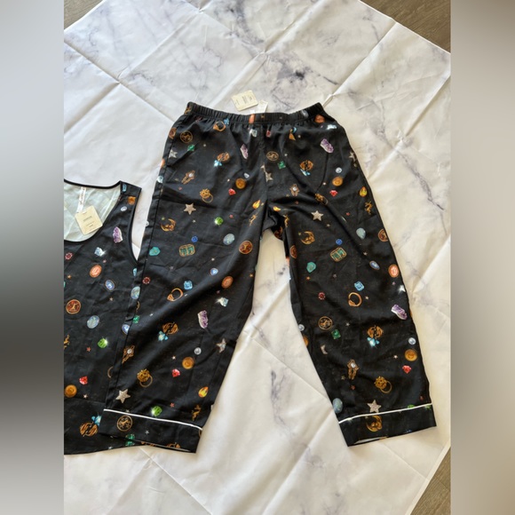 FABLETICS ecosatin crop pants and tank pijama set ✨ - Picture 12 of 12